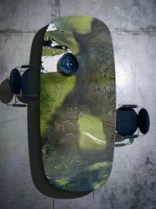 Avocatus Quartzite dining table 1