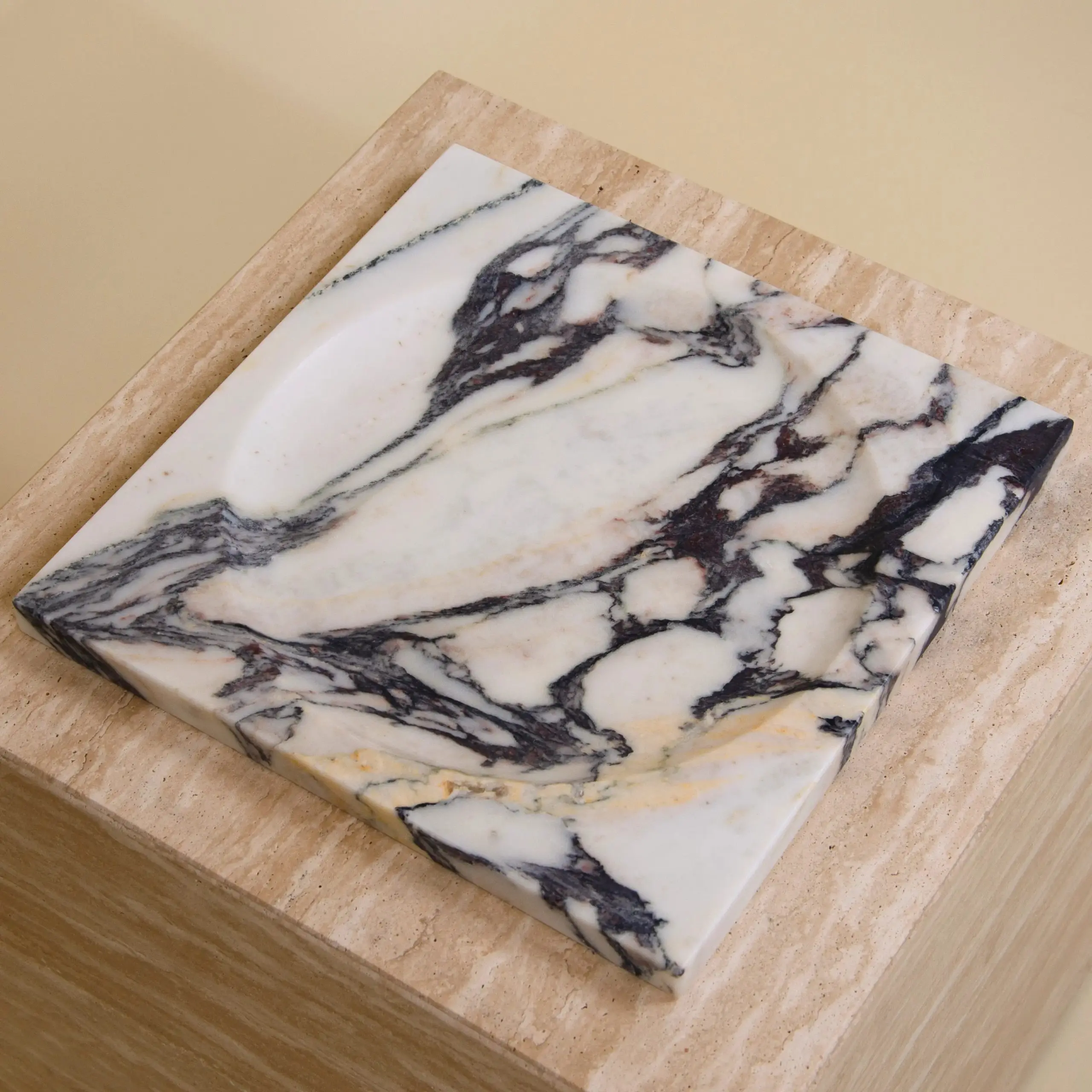 calacatta-violet-tray-1-scaled