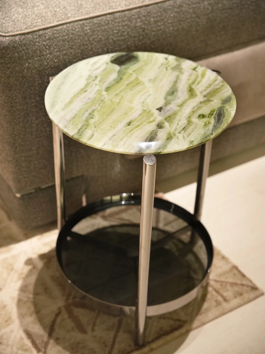 ice-green-marble-table 