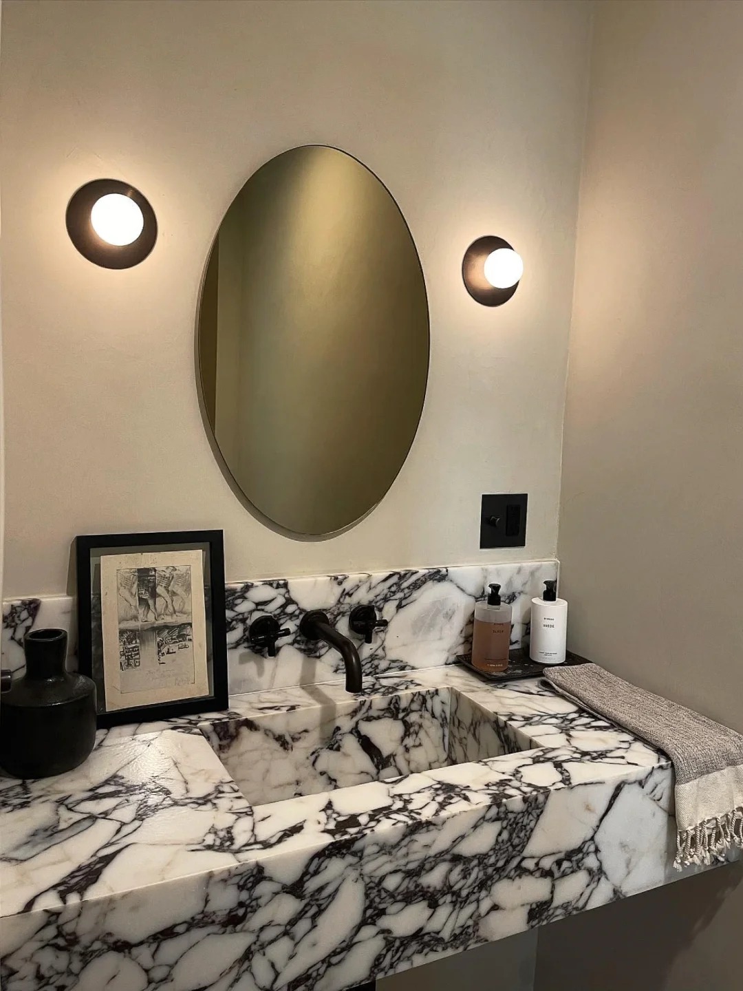 Calacatta Viola Marble Sink