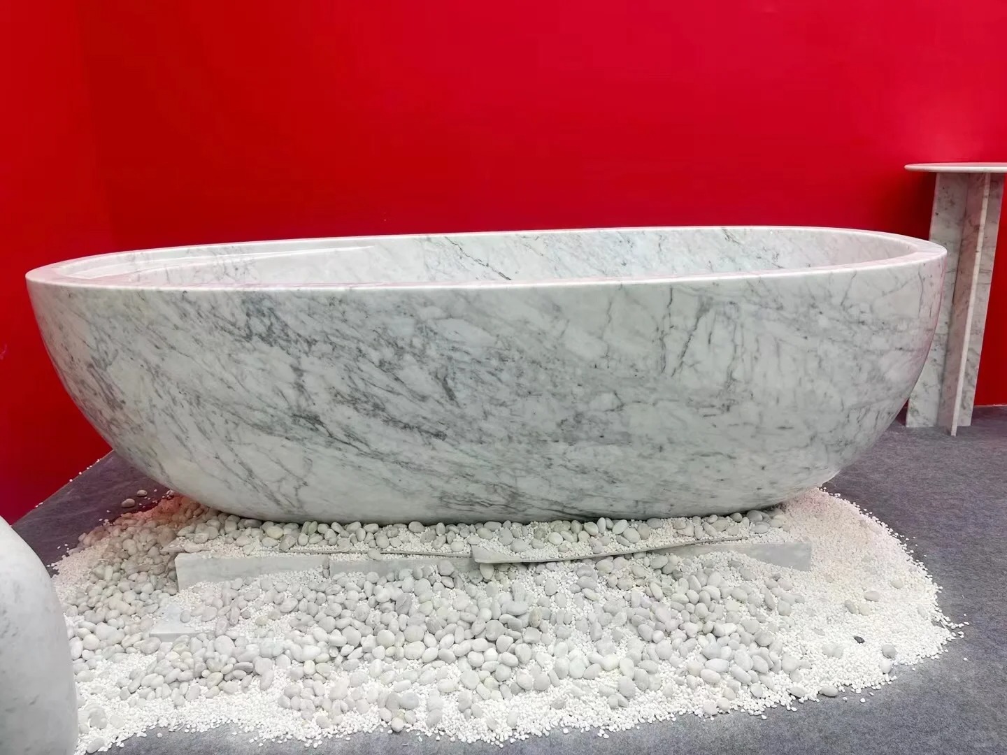 Carrara Marble Bathtub