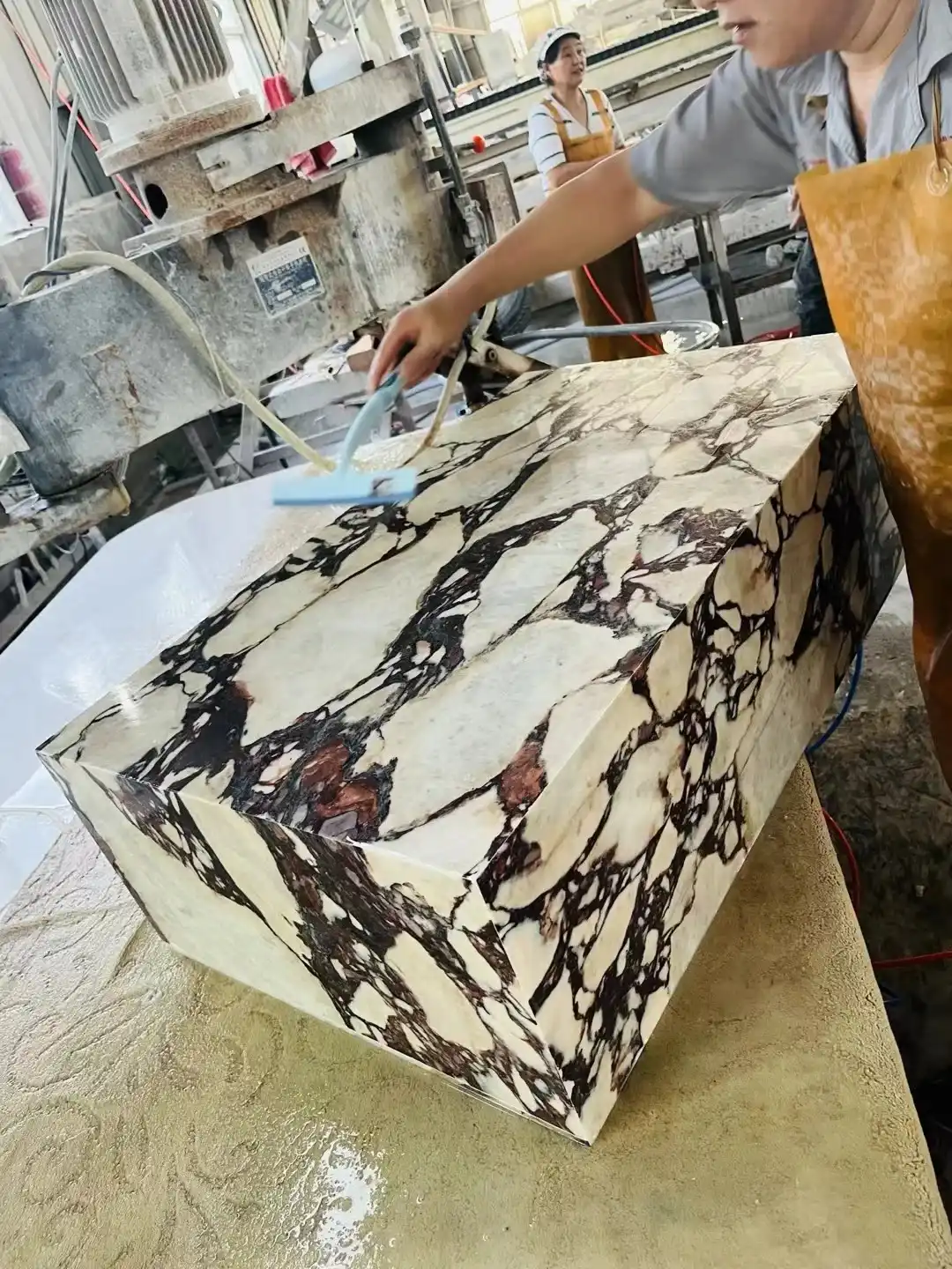 Italy Calacatta Marble Plinth Table