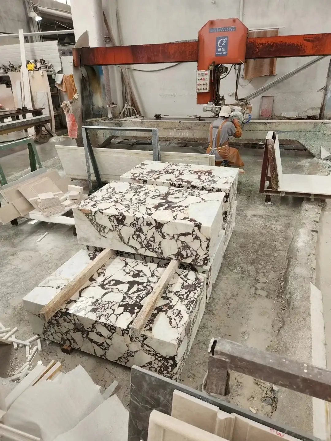 Italy Calacatta Marble Plinth Table
