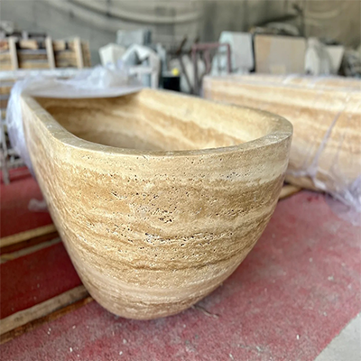 Travertine bathtub 