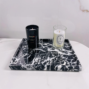 black tray