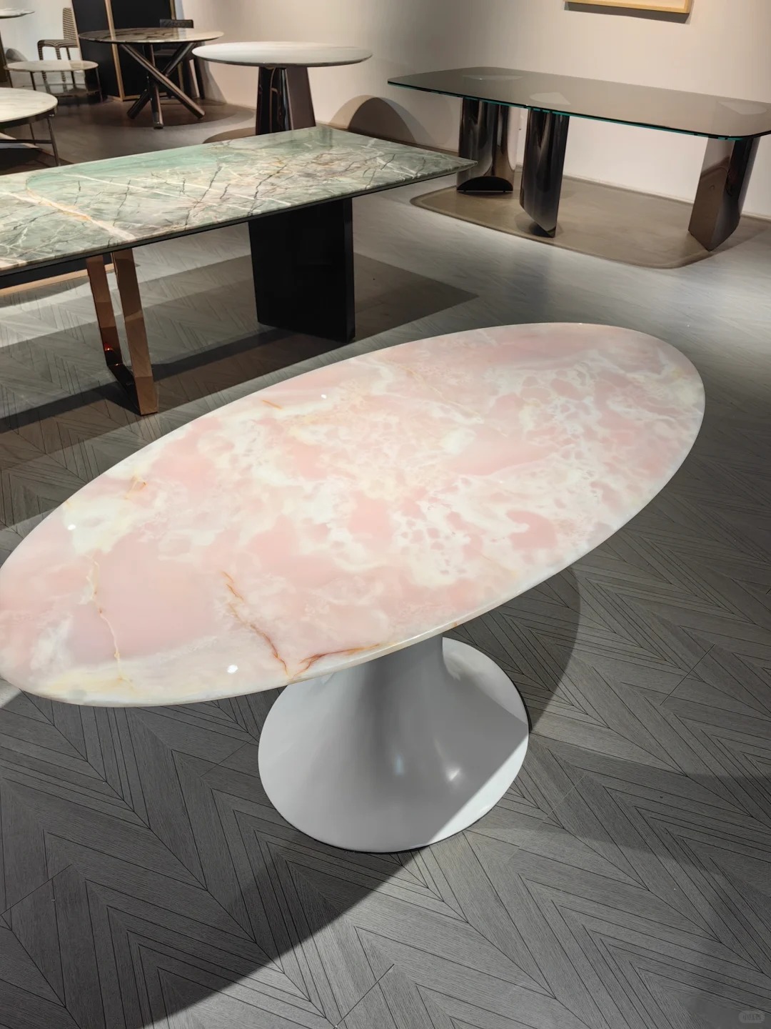 marble oval tulip dining table
