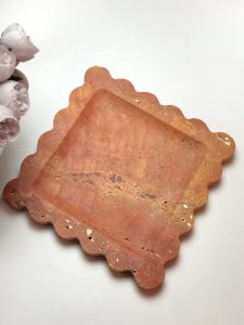 Wholesale Scalloped Travertine Tray