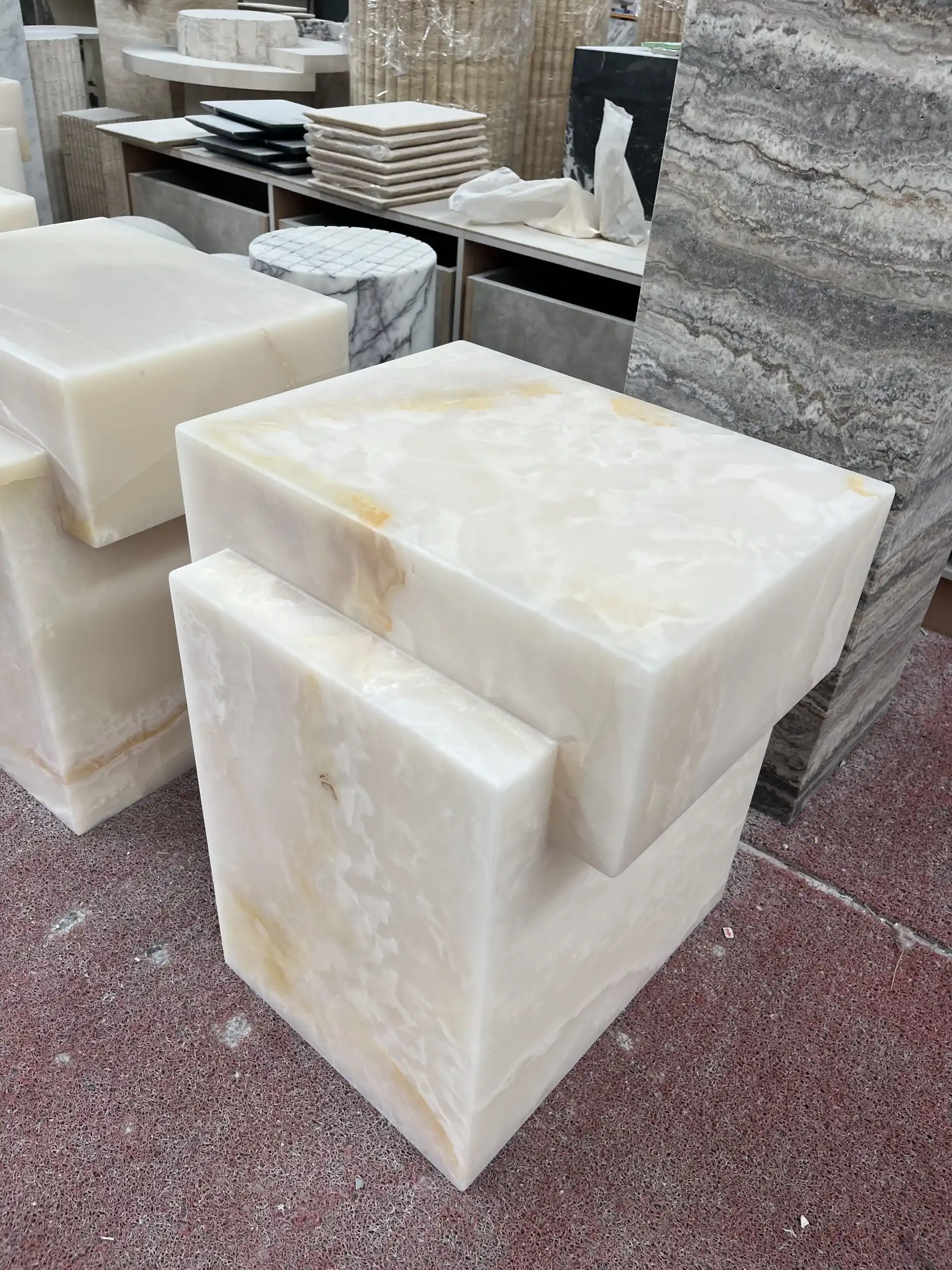 White Cube Onyx Side Table